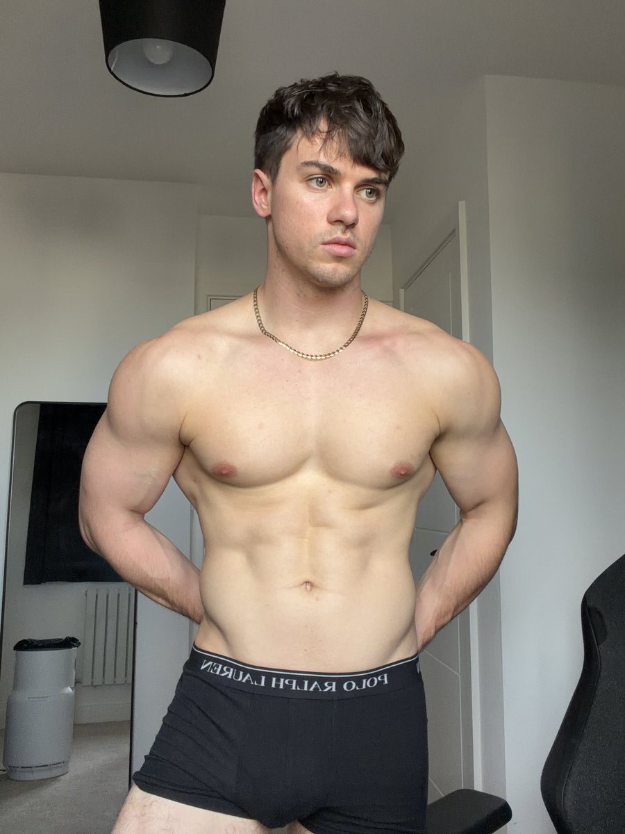 lewmfitnessx's tweet photo. https://t.co/CEHY1VPg3K