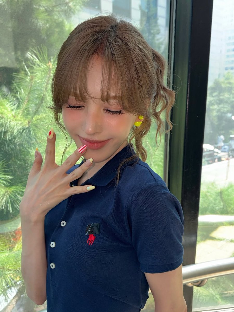 WENDYTHAILAND's tweet photo. 260807 todayis_wendy Instagram Update - 11P

🎵 Red Velvet • Surfin' Boy

“Surfin’ Boy Day 2☀️♥️”

#WENDY #웬디 @WENDY_offcl https://t.co/3vQYtjTwrl