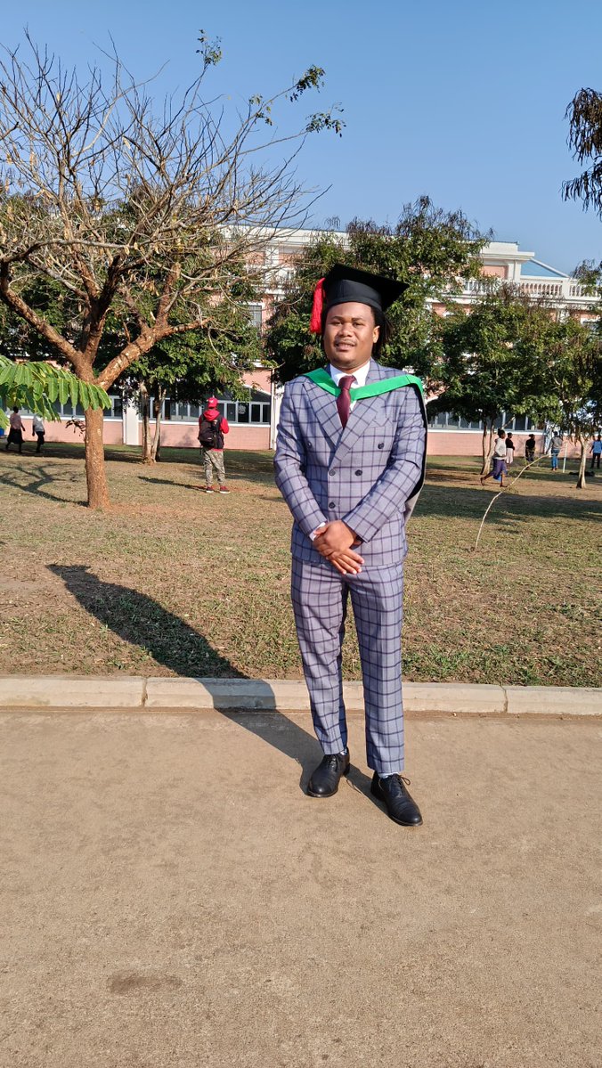 B_H_JM's tweet photo. A whole Master of Science💪 https://t.co/wAWbgCZq7y