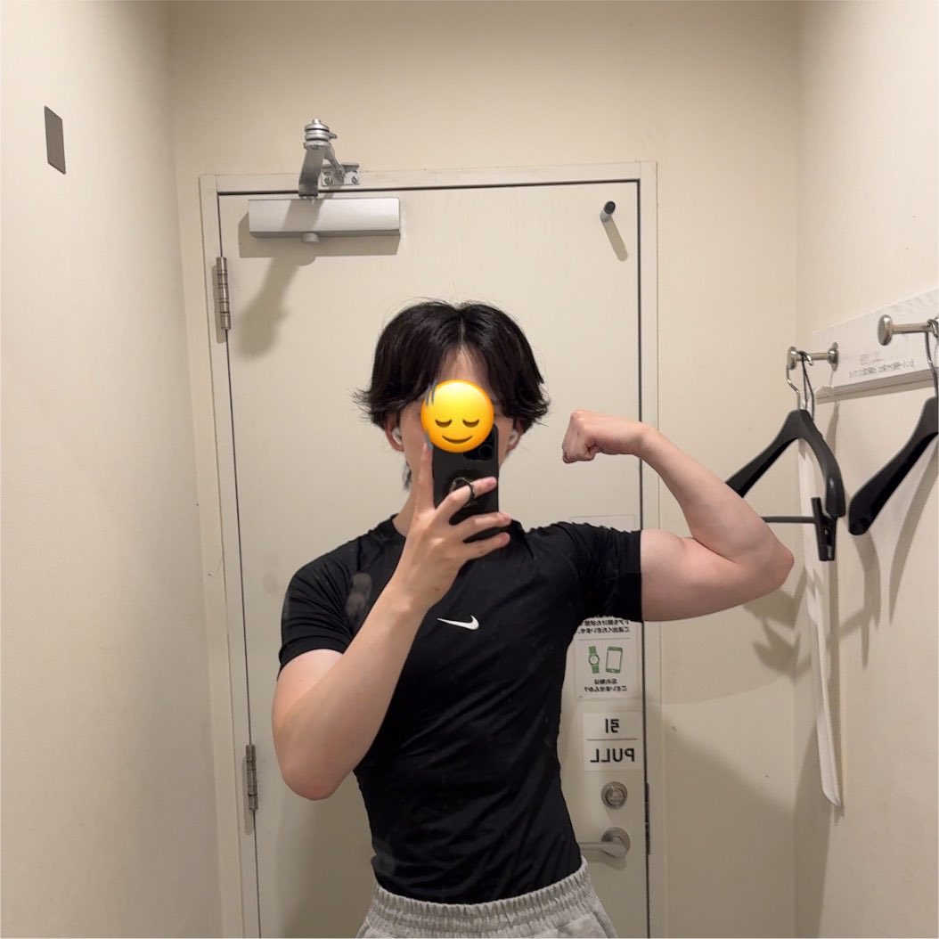 rite__00's tweet photo. ようこそ4連休💭
最近ウェア買ってからジムのモチベが高い https://t.co/jw9RQrnfQI
