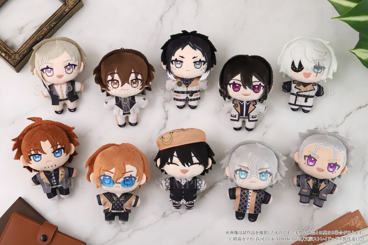 bungosd_art_ex's tweet photo. 【グッズ情報】
■ぬいパル（10種/オープン）
ヒストリカルビジュアルで描かれた特別衣装を纏ったぬいパル。
手のひらサイズのぬいぐるみは持ち運びにもってこい！
ぜひ手に入れて、写真撮影を楽しんでください！

▼商品ページ
https://t.co/jaEGZq7QBm

#bungosd　#文ストART展 https://t.co/c5OwbITAAf