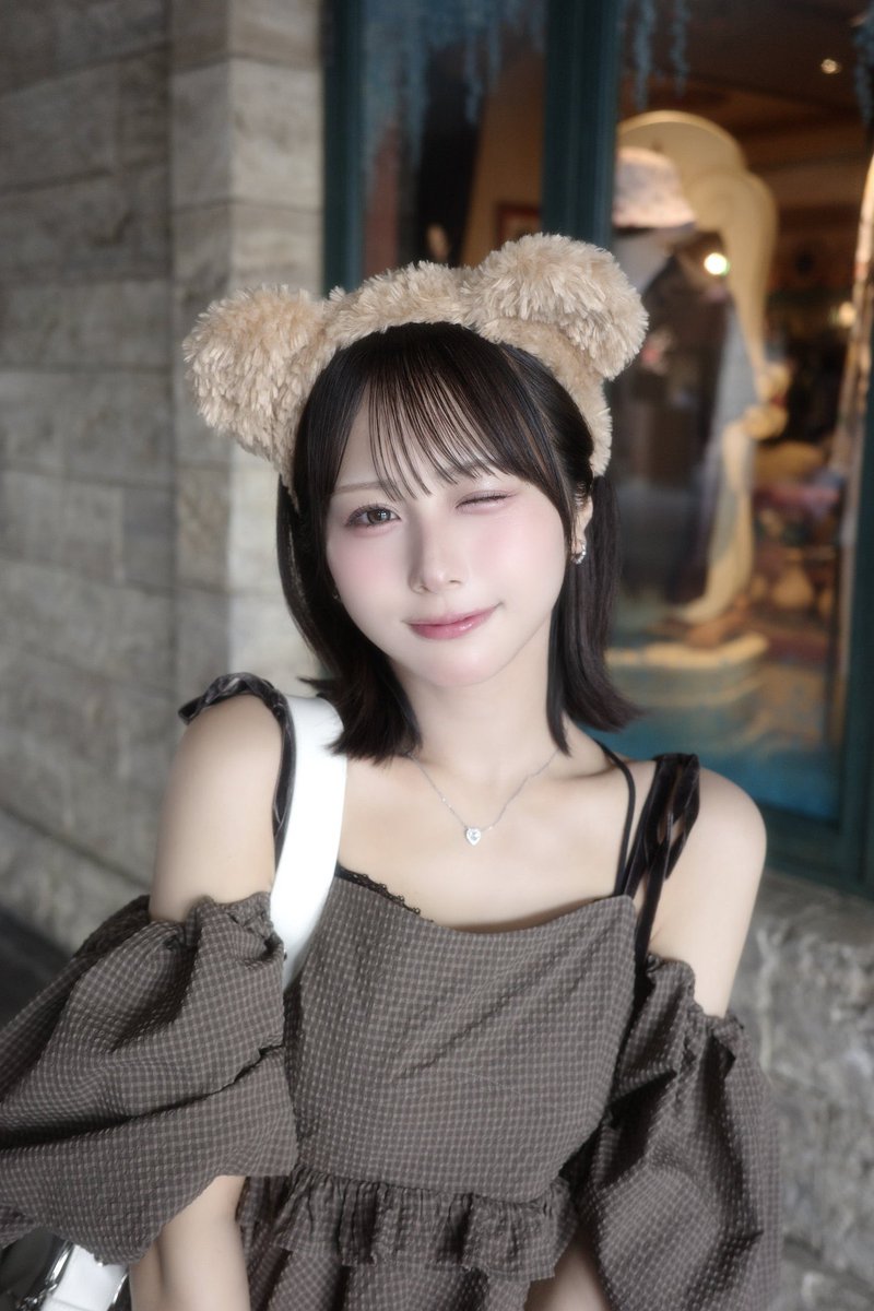 _eza_shi's tweet photo. 世界一可愛くいてくれ���ありがとう

#はなの日
#尾木波菜 https://t.co/WXmVX298rR
