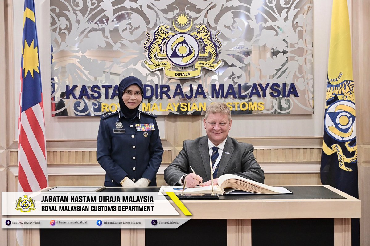 KastamMalaysia's tweet photo. 𝐊𝐔𝐍𝐉𝐔𝐍𝐆𝐀𝐍 𝐇𝐎𝐑𝐌𝐀𝐓 𝐃𝐄𝐋𝐄𝐆𝐀𝐒𝐈 𝐄𝐔𝐑𝐎𝐏𝐄𝐀𝐍 𝐔𝐍𝐈𝐎𝐍 – 𝐀𝐒𝐒𝐎𝐂𝐈𝐀𝐓𝐈𝐎𝐍 𝐎𝐅 𝐒𝐎𝐔𝐓𝐇𝐄𝐀𝐒𝐓 𝐀𝐒𝐈𝐀𝐍 𝐍𝐀𝐓𝐈𝐎𝐍𝐒 𝐁𝐔𝐒𝐈𝐍𝐄𝐒𝐒 𝐂𝐎𝐔𝐍𝐂𝐈𝐋 (𝐄𝐔-𝐀𝐁𝐂) 𝐊𝐄 𝐉𝐀𝐁𝐀𝐓𝐀𝐍 𝐊𝐀𝐒𝐓𝐀𝐌 𝐃𝐈𝐑𝐀𝐉𝐀 𝐌𝐀𝐋𝐀𝐘𝐒𝐈𝐀 https://t.co/lg32CB30tL