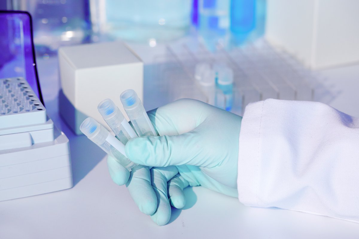 AmerigoScienti1's tweet photo. Struggling with temperature excursions during shipping? Ensure strict regulatory compliance and thermal stability for clinical trials, cell therapies, and diagnostic samples with advanced passive packaging solutions. Explore our cold chain range: https://t.co/I09vFDOUKu https://t.co/KTiJSLY6AE