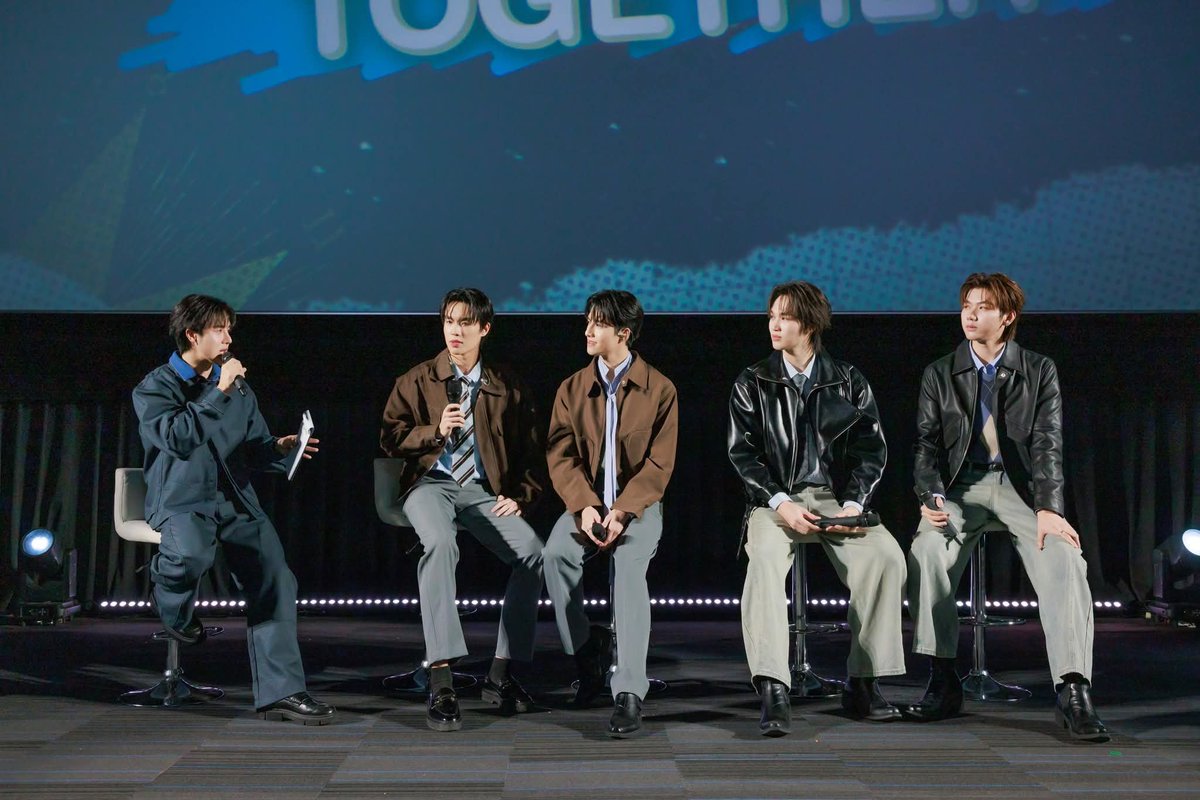 THEHASHTAG_TH's tweet photo. มัดรวมความฟิน!! “ธรรม-แม็ค” พา “อั๋น-แสตมป์” เปิดโหมดคนดวงดี!  
เสิร์ฟโมเมนต์หวานตอนแรกซีรีส์ “จุดจีบสายมู Unlucky Bae” ให้อินทุกอารมณ์ 

🔗 https://t.co/0s5SroMhei

#UnluckyBaeEP1 #ThamTupthong #NattapatMac #UnNapat #stamp_panachkorn #ThamMac #AunStamp #UnluckyBae https://t.co/o8hgI3ij4n
