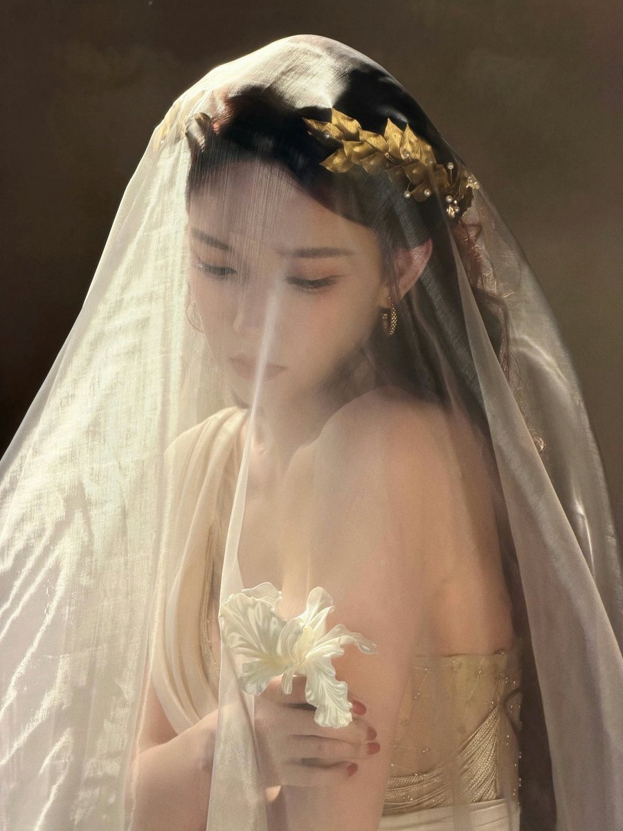 IvaIvazhuang's tweet photo. #ChengXiao #程潇 #성소 team weibo 07 08 2026

for MadameFigaro today，see you later🥰Godess https://t.co/RQ6u1LCAyo