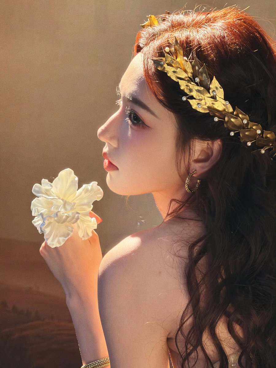 IvaIvazhuang's tweet photo. #ChengXiao #程潇 #성소 team weibo 07 08 2026

for MadameFigaro today，see you later🥰Godess https://t.co/RQ6u1LCAyo