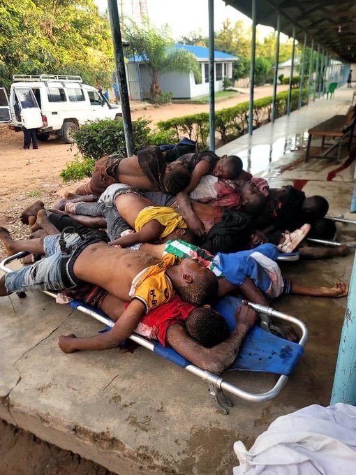 mama_2sweetpies's tweet photo. Samia killed innocent civilians in Tanzania 🇹🇿.
#TanzaniaMassacre
#SamiaMustGo
#FreeTundulisu

#FreeAllPoliticalPrisoners 🇹🇿 https://t.co/erMDBdykTW