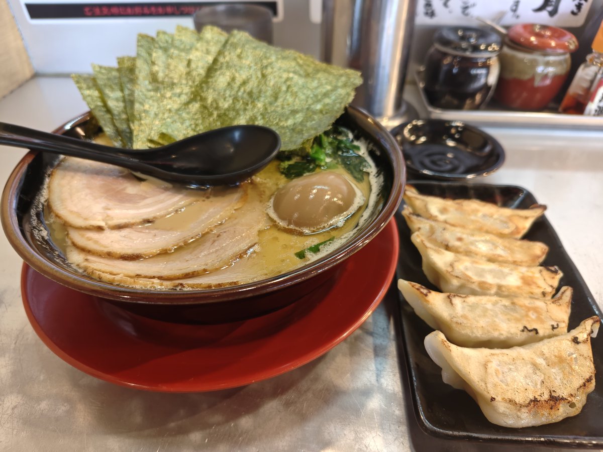 SlopePi's tweet photo. そういえばお昼🍜🥟 https://t.co/i5j9bBAabt