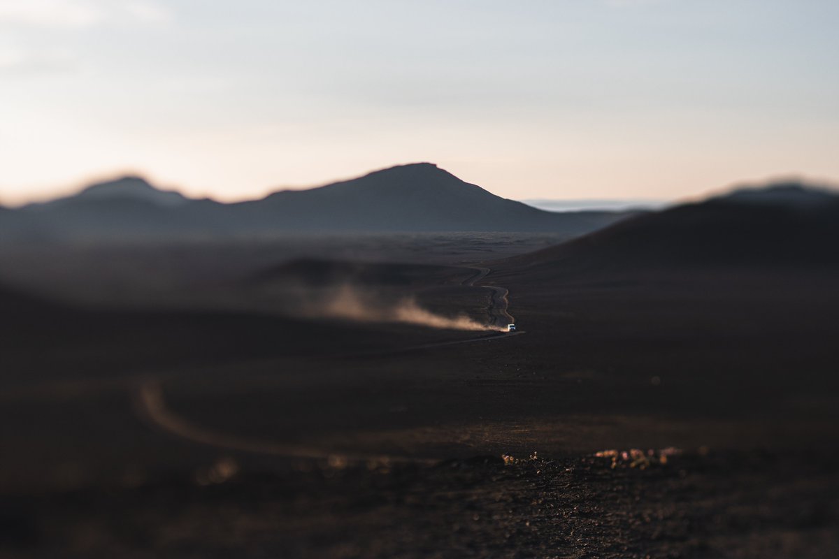 AstrHori's tweet photo. Small in size. Endless in scale. 🌋

The AstrHori 50mm F1.4 Tilt Lens transforms Iceland’s vast landscapes into a miniature world, capturing the contrast between human fragility and nature’s grandeur.

Full video on Alessandro_Petrini YouTube:
https://t.co/eBNtR3mXra

#astrhori https://t.co/OOwi75SHkR
