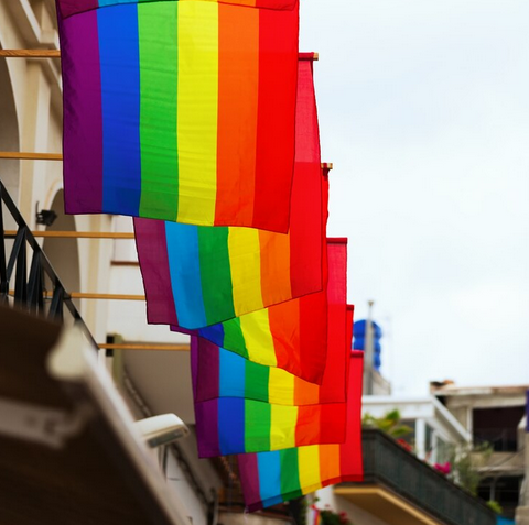 mserveis's tweet photo. 🌈 España ha construido en 20 años un marco jurídico LGTBIQ+ sólido: matrimonio igualitario (2005), autodeterminación de género sin exigencias médicas (2023), delitos de odio tipificados y planes de igualdad obligatorios.... https://t.co/0WJUB6KnOq https://t.co/fWccL0zwqB