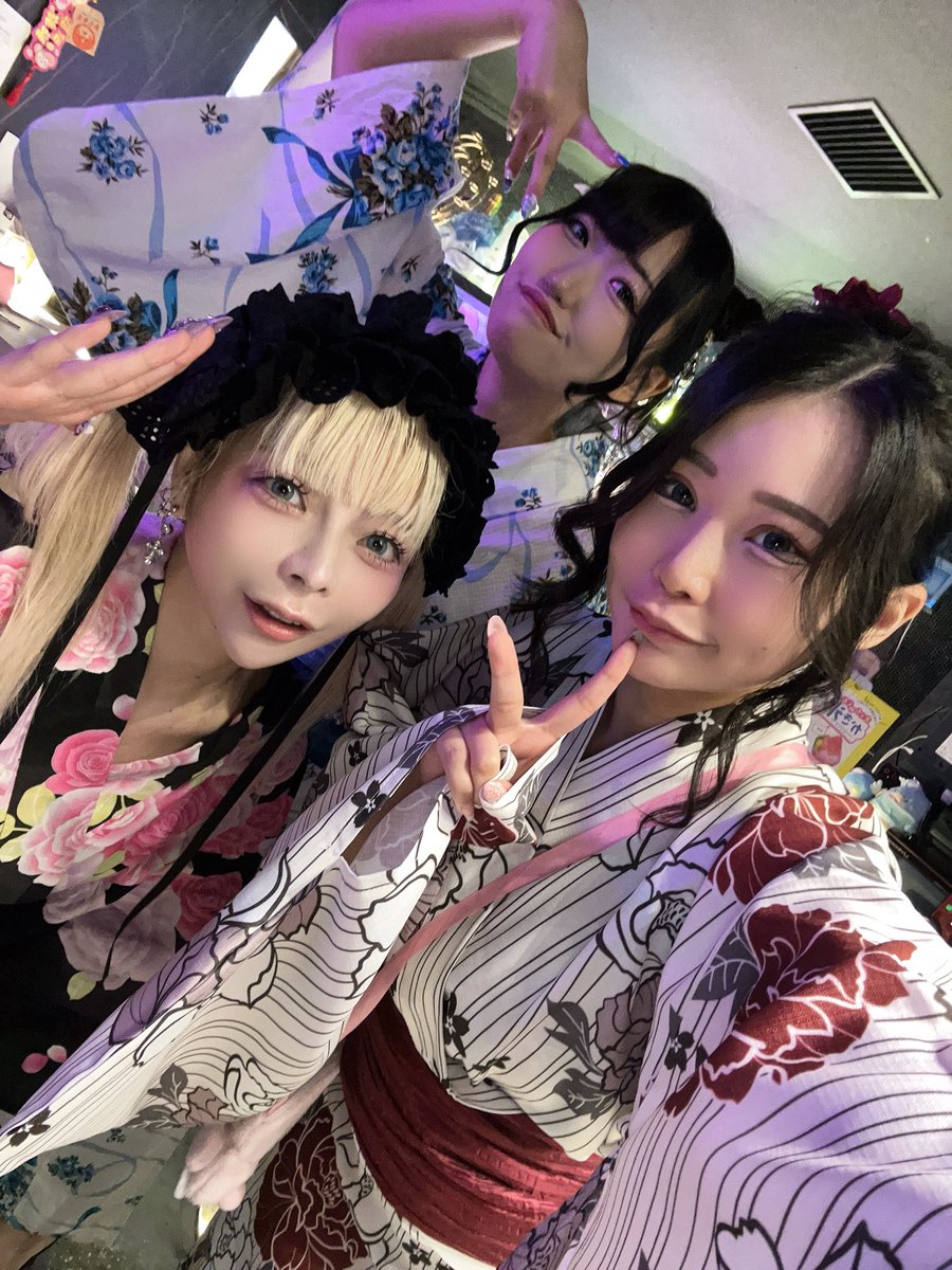 undress_01's tweet photo. 本日浴衣イベントなり🩵
ログインキャラクターは
19:00～あお@aikawa_site 
             AMO @AMO_o0712 
              るな @nekono_runa_ 

本日イベント価格になります✨️
1時間フード付き5000円（税.サ抜き） https://t.co/H9Kay15PJf
