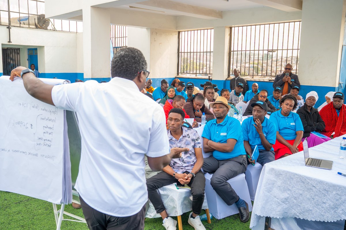 KennedyOdede's tweet photo. I shared a working lunch with 40 newly elected SHOFCO Urban Network (SUN) leaders from Mombasa, Kilifi, Meru, and Migori as they wrapped up a four-day leadership workshop in Nairobi.

We reflected on what servant leadership truly means and prepared them for the responsibility ahead.

They will not only champion solutions within their communities but also represent the voices of their people by engaging those in authority and advocating for better services and opportunities. #CommunityLeadership