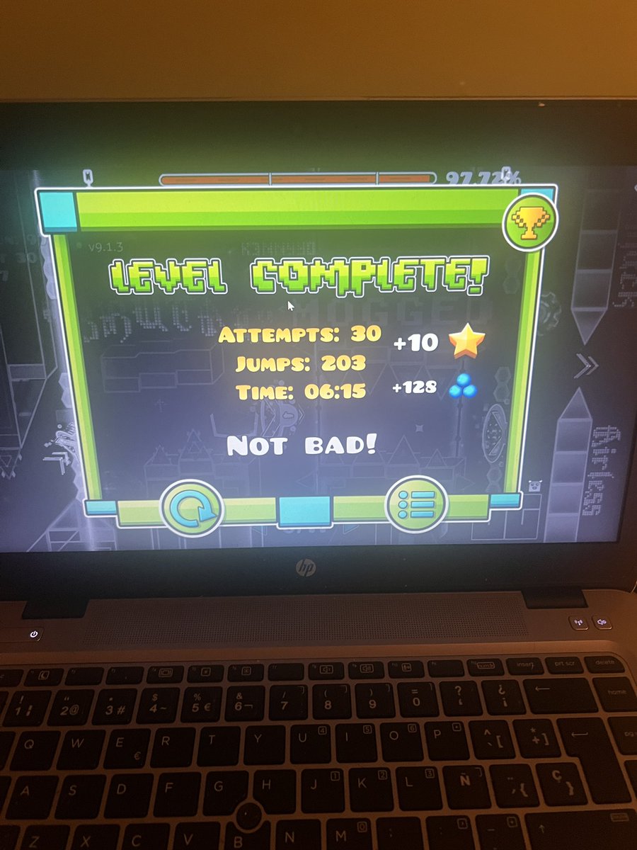 GDSergio13's tweet photo. Me pache brutal porque soy brutal 😁✌️#geometrydash #extremedemon #pene https://t.co/LHvmF8zUjO