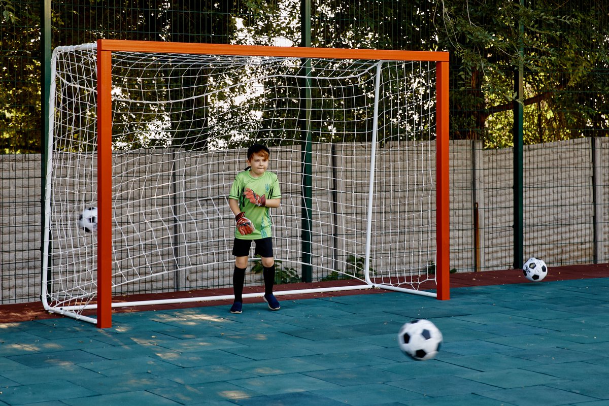 UNDPUkraine's tweet photo. πΊπ³π°π· Through its #AreaBasedRecovery approach, @UNDP & the GovΚΌt of the Republic of Korea restored the Zorianyi Educational & Rehabilitation Centre & the Dnipropetrovsk Professional College of Sports under #REVIVE.
Investing in youth infrastructure helps ensure uninterrupted learning & supports youth to return to their communities. Read more here: https://t.co/jzl92MlYhM