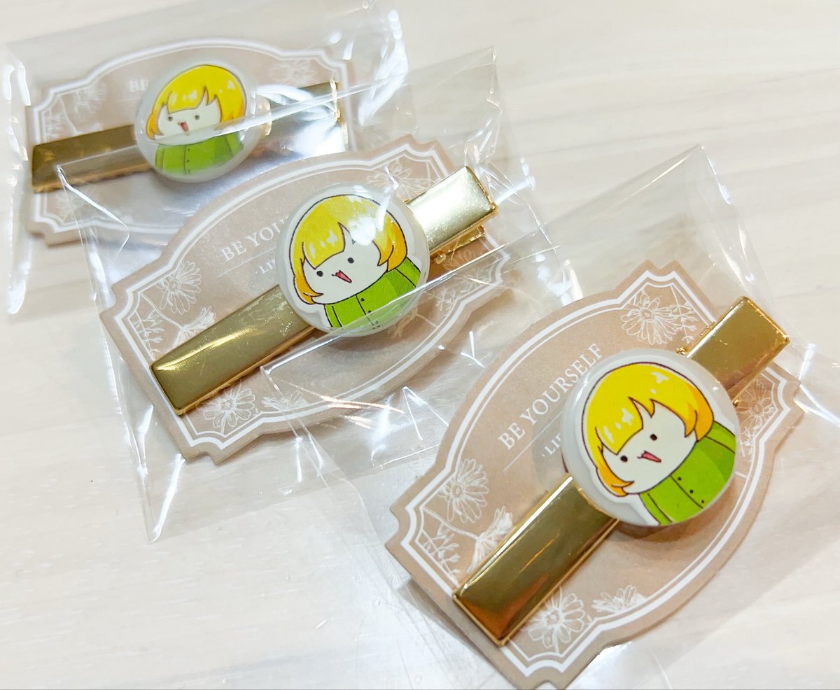 yi_____11's tweet photo. サブシャオヘアクリップ☺️💚
(誰か私を止めてください) https://t.co/oTcIgZcXeg