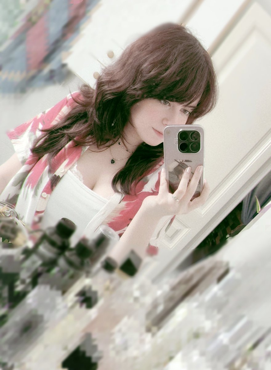__racchan_s's tweet photo. 最近ヌードメイクにハマってて、珍しく大人っぽく見えるようになってきた気がする （来年30歳になるんだけど https://t.co/FHYB5E36y9