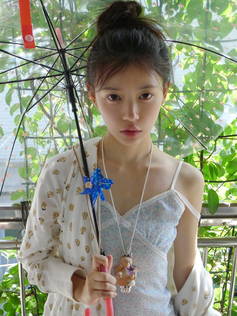 _mokapi's tweet photo. 夏の恋って感じ🎐 
もかちゃん尊すぎる…

#모카 #MOKA https://t.co/GRcwBKryhK