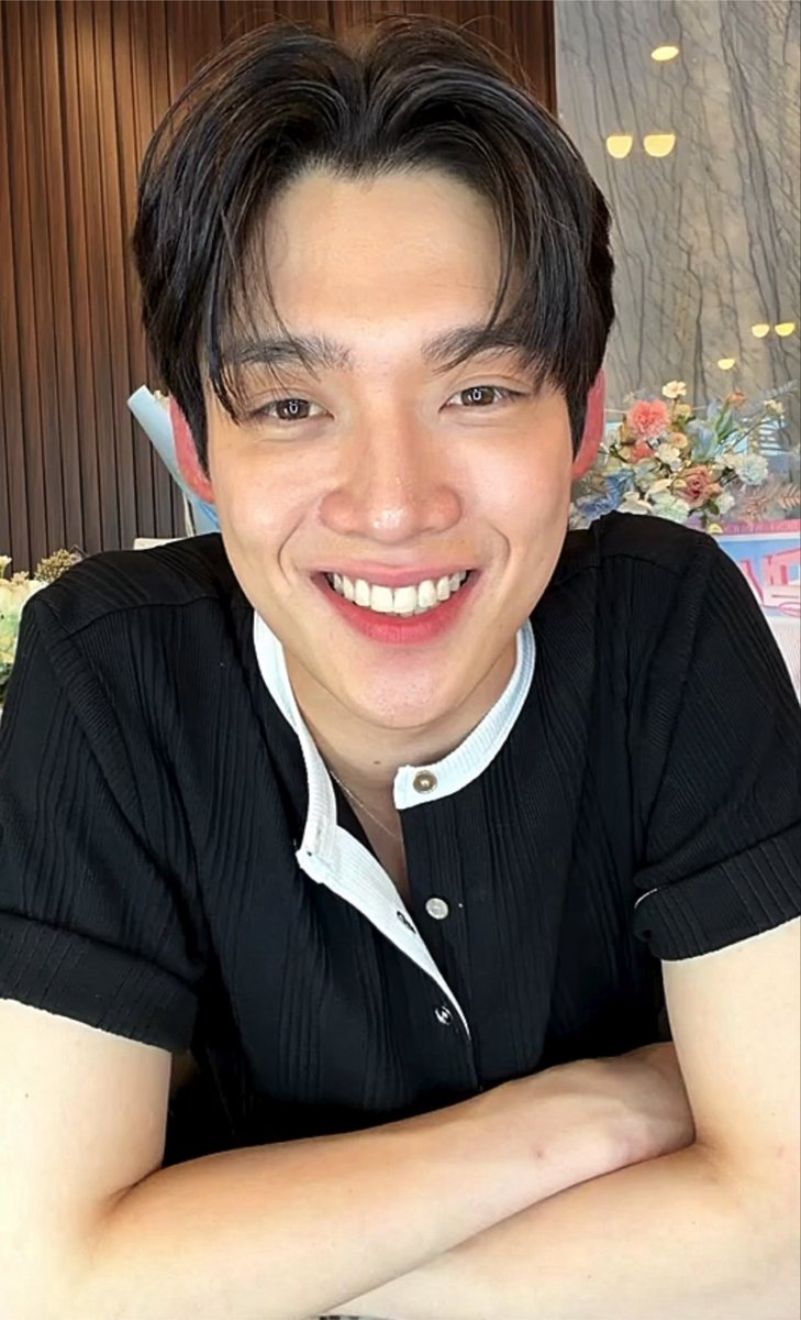 memil_p's tweet photo. 커플룩 (이라고 하기) https://t.co/ki5ulplgbY