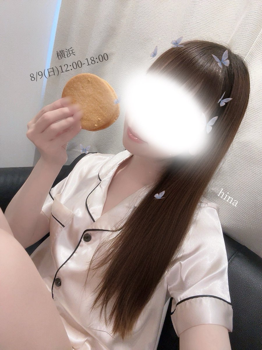 _hn_as_'s tweet photo. 今日も1日本当にありがとう🤍

とても美味しいアイスセットを頂き
嬉し過ぎました🥹🍨(ひなの大好物)

次回、8/9(日)に追加しました🌸
ご都合が合う方は是非ご利用下さい！ https://t.co/tII7jHpvPO
