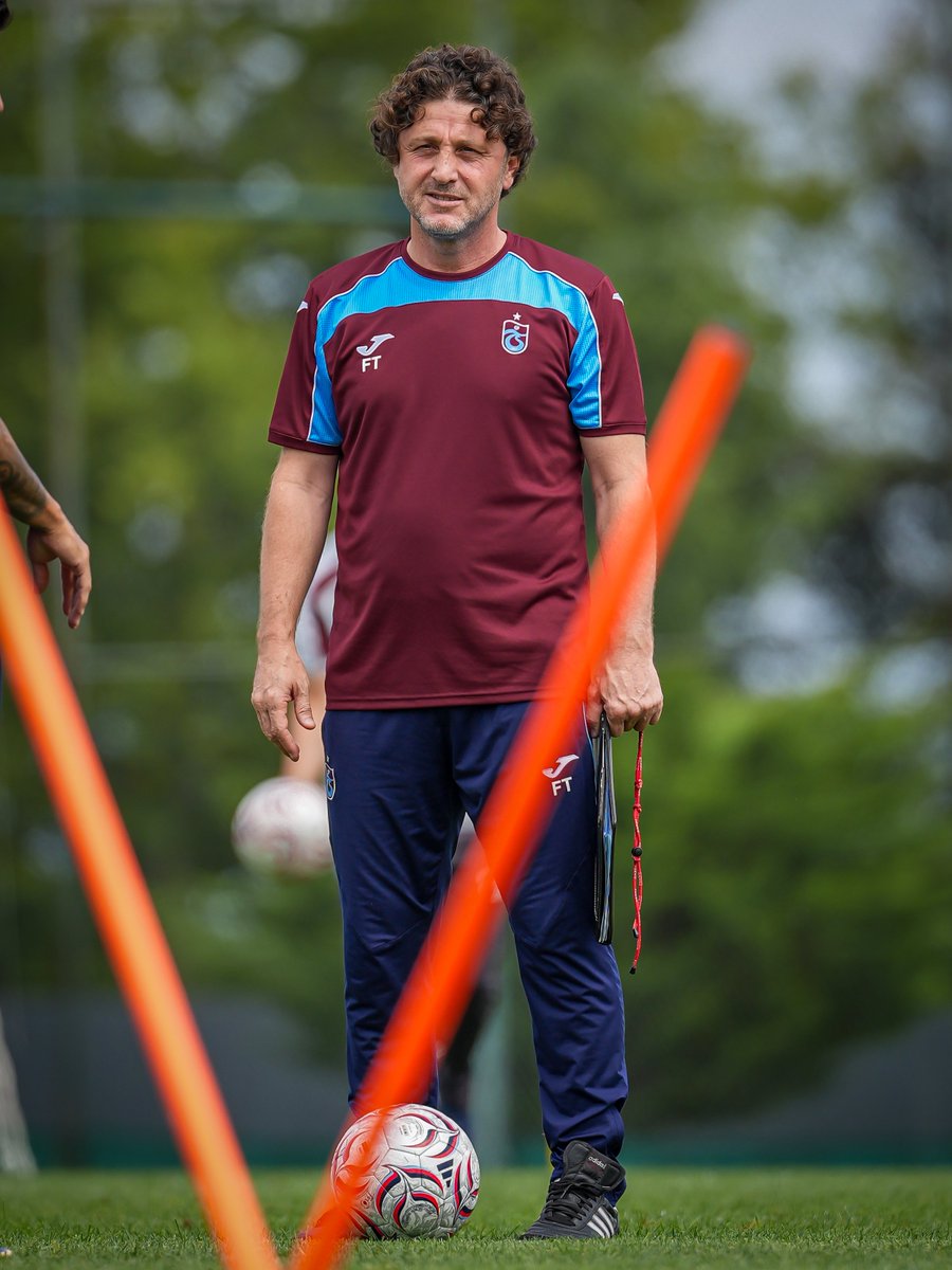 Trabzonspor's tweet photo. Günün antrenmanı tamamlandı

🔗 https://t.co/30V2IbsYOz https://t.co/cjcwW3D4C9