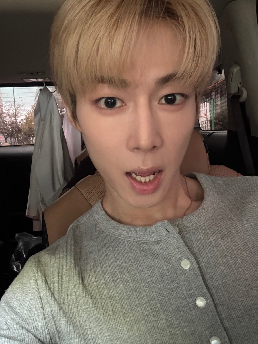 dangzzi724's tweet photo. 상혁시 https://t.co/kdL9HasuoR