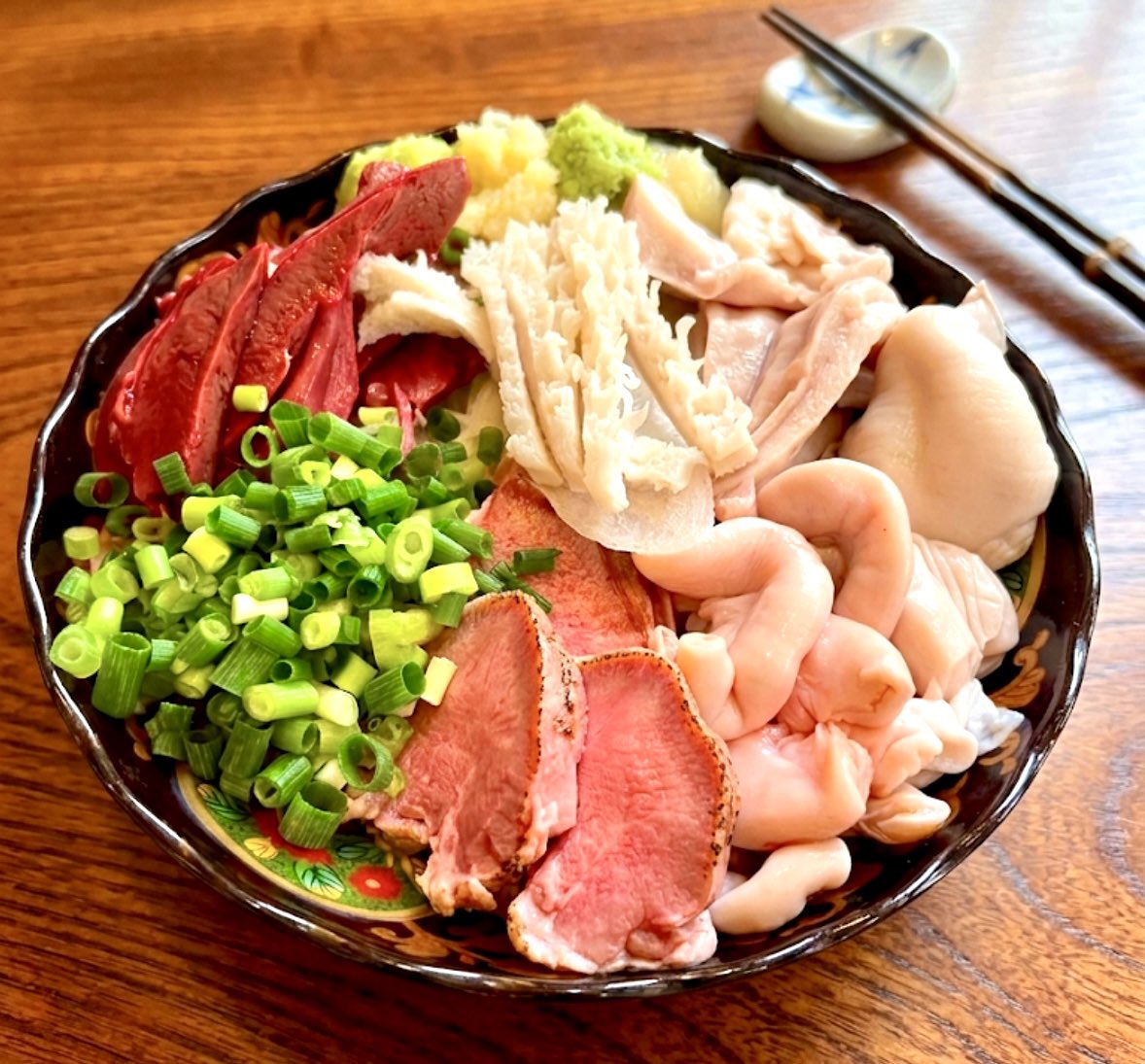 yakitoriy's tweet photo. ごめん、うちの肉差しこれで780円 https://t.co/SOwIUvodP4