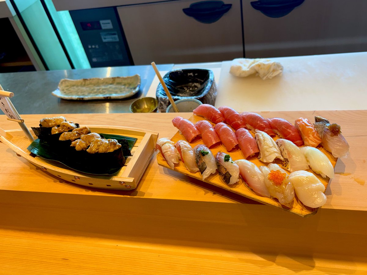 tokyo_butayarou's tweet photo. 10,500円で職人さんと１対１って…
大丈夫？あとから訴えられたりする？😭 https://t.co/PCbjcGnTgD