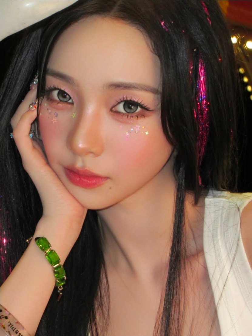 Y36101136's tweet photo. KARINA NEW SOLO MUSIC
#KarinaNewMusic
#카리나_신곡_공개 https://t.co/wve9VMpuPK