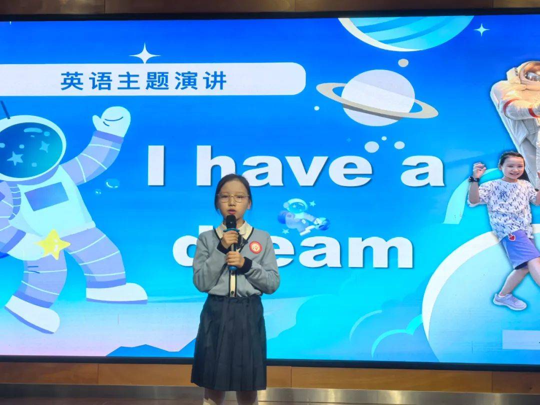 Red_She_Panda's tweet photo. Join our campus English speech contest this Friday! Win cool prizes u0026 make new friends—sign up via the QR code on our poster now! https://t.co/sqaNsuvJpy