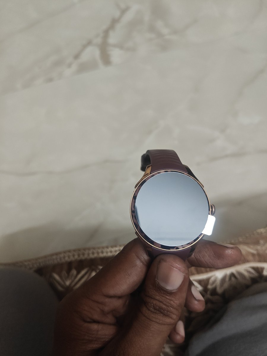 ksa_arun's tweet photo. @flipkartsupport  Reg the order ID OD438214821010324100. I got the a product which is not fitting the watch and your customer care people are not accepting return, kindly take action or I will take this to consumer court. https://t.co/GAlXr9Zj4Y
