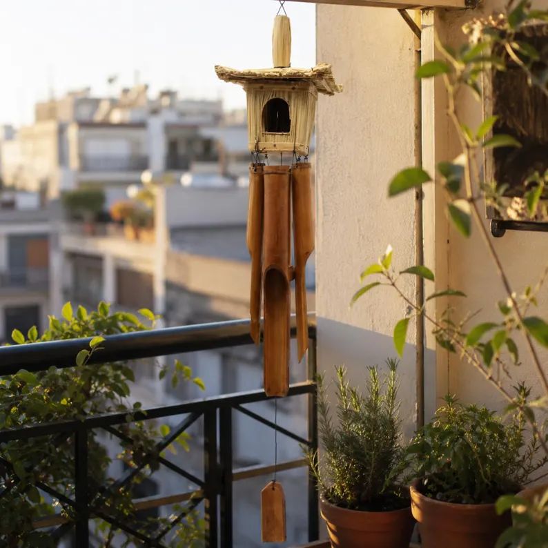 dgkostop's tweet photo. 🐦 Add charm to your balcony or garden with this handcrafted birdhouse wind chime. A beautiful blend of bamboo and natural textures for peaceful outdoor spaces.
https://t.co/7WOv04FKVZ 
#EtsyUK #GardenDecor #WindChime https://t.co/tUvlZrR1wu