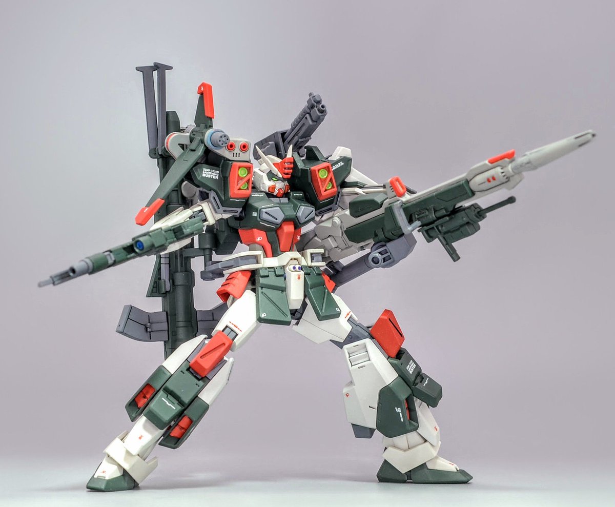O15RXnhQL8nvfYW's tweet photo. HGCE 1/144 ライトニングバスターガンダム改造
【タクティカルバスターガンダム】
完成しました！

ファウンデーションとの戦いの後、戦力補強のためにコンパスに配備されたバスターという設定で製作しました
高速ホバー機動が可能な新型脚部や大型対艦ライフル装備の陸戦仕様です
続きもどうぞ↓ https://t.co/npqivIqQKf