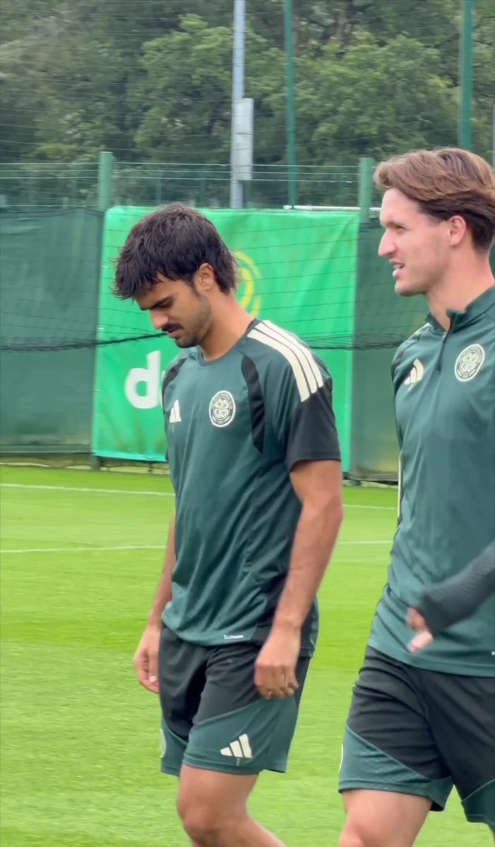 TheParkheadF's tweet photo. A familiar face at training today 👀🇵🇹 https://t.co/Ufsak0ccln