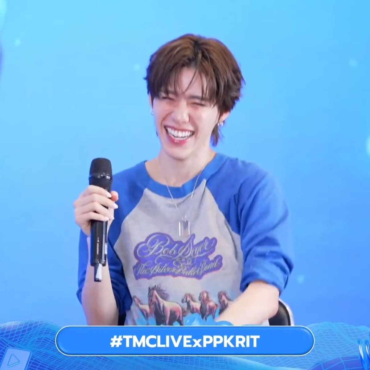 thedaisyiiii's tweet photo. เอิ้กอ้ากมาก น่ารักจนใจเจ็บ!! 🤏🏻🤏🥺💘

#TMCLIVExPPKRIT
#YourCandy  #PPKritt https://t.co/FUQvjU4hmM