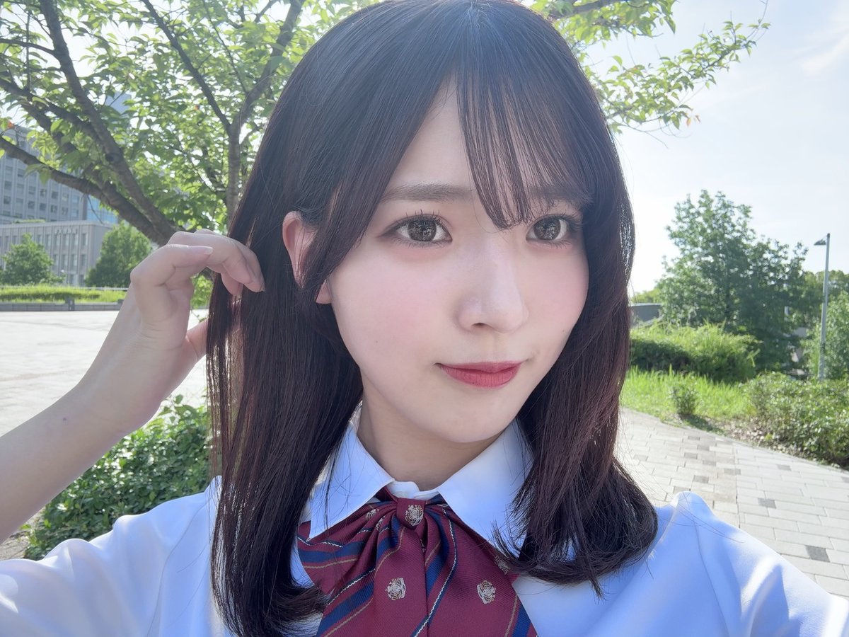 sakurazaka46's tweet photo. 中嶋優月がブログを更新しました！🌸｜ 夏 https://t.co/VMP7ZH8FdD ぜひご覧ください！ #櫻坂46 #中嶋優月 https://t.co/GtK3lplVPP