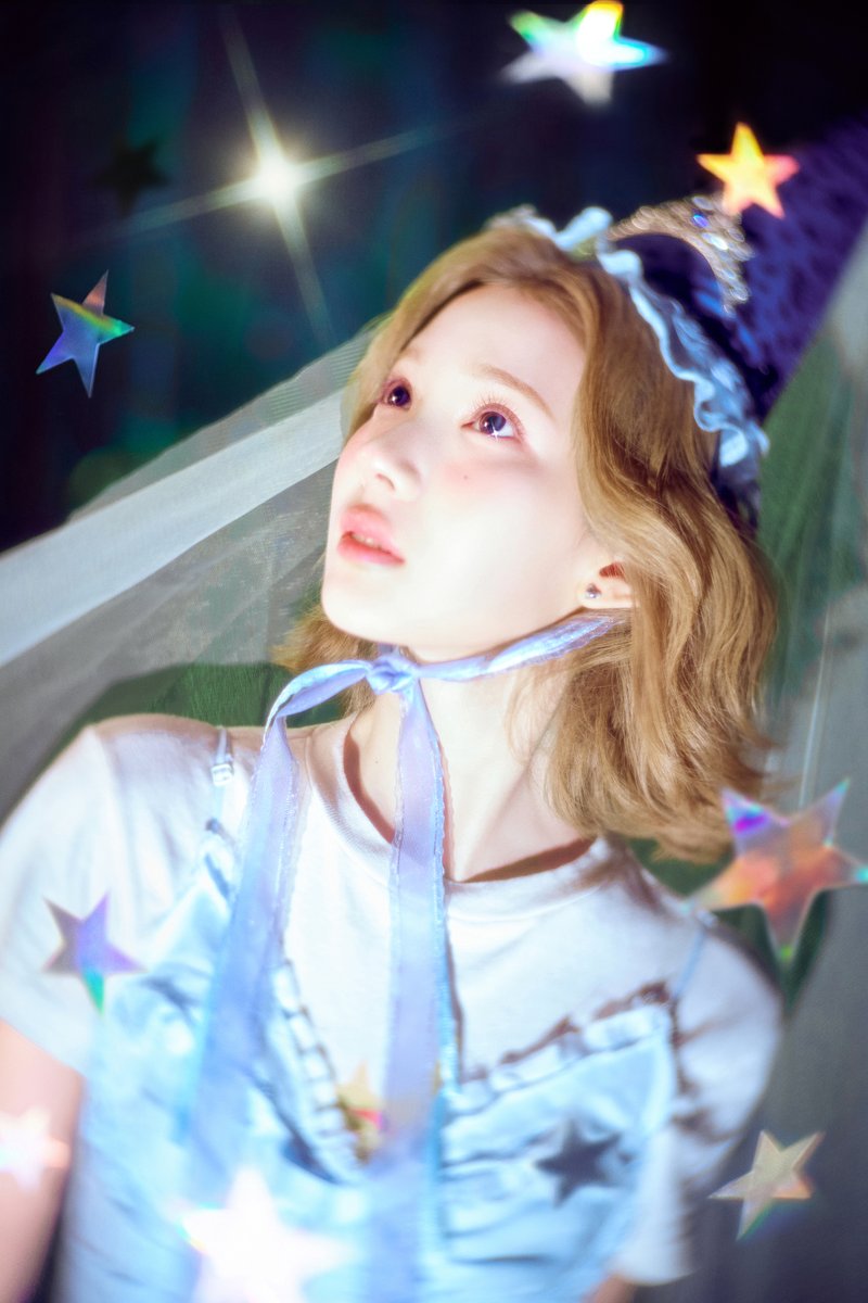 Hearts2Hearts's tweet photo. Teaser Image 02 : THE ICONIC NIGHT #JIWOO

Hearts2Hearts The 1st Japan Single 
【ICONIC HEART】 
➫ 2026.08.12 (KST/JST)

🪄https://t.co/ydIUKNrPPI  
💿https://t.co/DUnpJu9oHC 

#Hearts2Hearts #하츠투하츠 #H2H 
#ICONICHEART #Hearts2Hearts_ICONICHEART https://t.co/vpb5NBvSNE