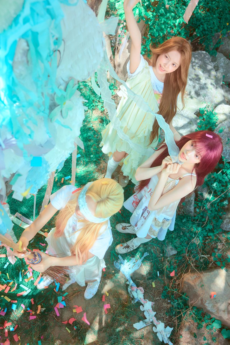 Hearts2Hearts's tweet photo. Teaser Image 02 : THE ICONIC NIGHT

Hearts2Hearts The 1st Japan Single 
【ICONIC HEART】 
➫ 2026.08.12 (KST/JST)

🪄https://t.co/ydIUKNrPPI  
💿https://t.co/DUnpJu9oHC 

#Hearts2Hearts #하츠투하츠 #H2H 
#ICONICHEART #Hearts2Hearts_ICONICHEART https://t.co/N3Uq8PKZxR