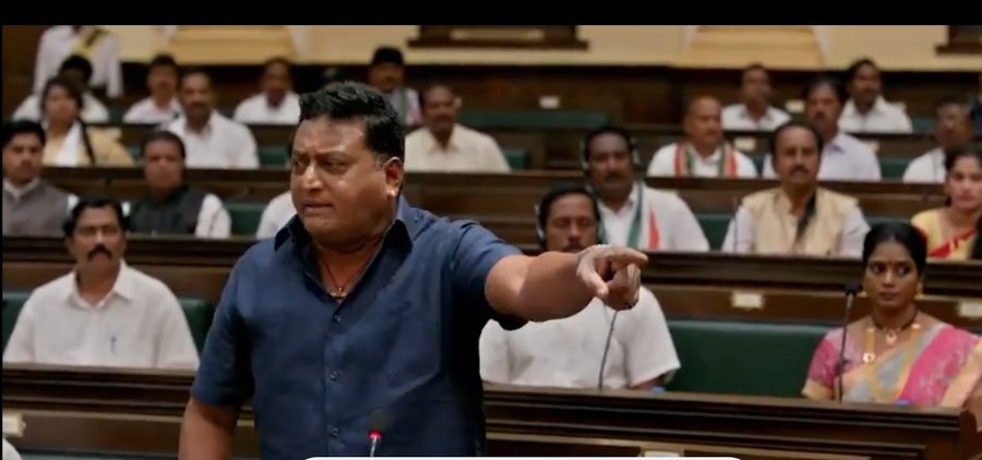 every__genre's tweet photo. @urstrulyjeevann @yuvigirlfan12 Ante eee clip viral chesindi @ethukelli123 bro
Ante @ethukelli123 bro ki mega family ki sambandham vundi andhuke viral chesaru Antav 
Sarle @ethukelli123 bro oka pic set chey bro boss tho https://t.co/s2DnWrZDeG