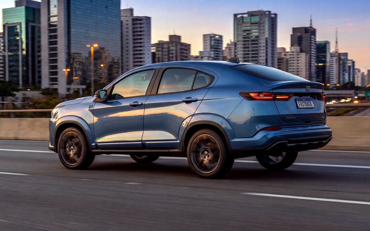 CarBlogBR's tweet photo. SUVs mais vendidos no Brasil: Fiat Fastback entra no Top 5 de agosto https://t.co/FQa69XXEvw
#Ranking #SUVs #Agosto #MaisVendidos https://t.co/EY1XOyeV1s
