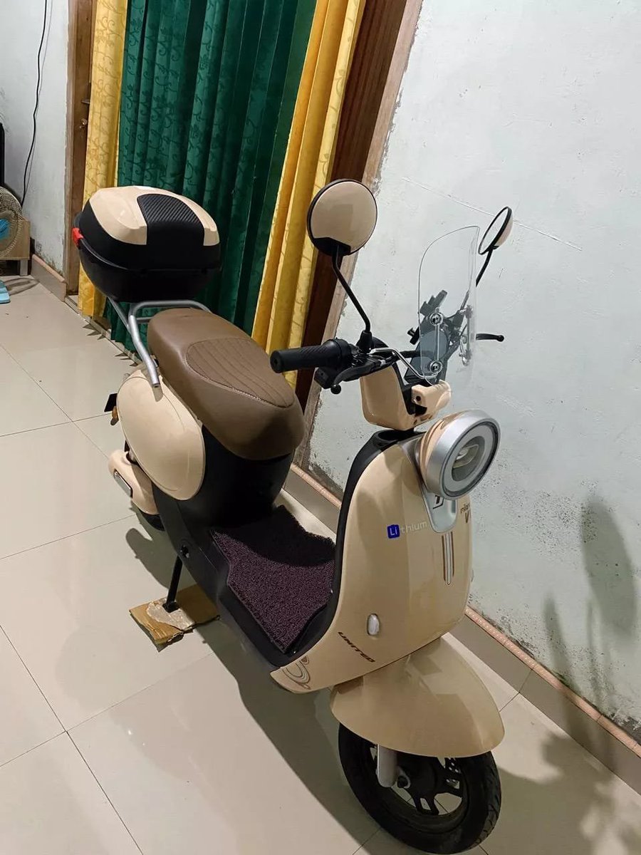 sheevalin's tweet photo. haii sore guys, aku jual selis aku yahh pemakaian pribadi terawat dan mulus (nominus) bagi yg berminat bisa dm atau ke link wa aku ada dibio yahh.. https://t.co/qCq1u6ioec