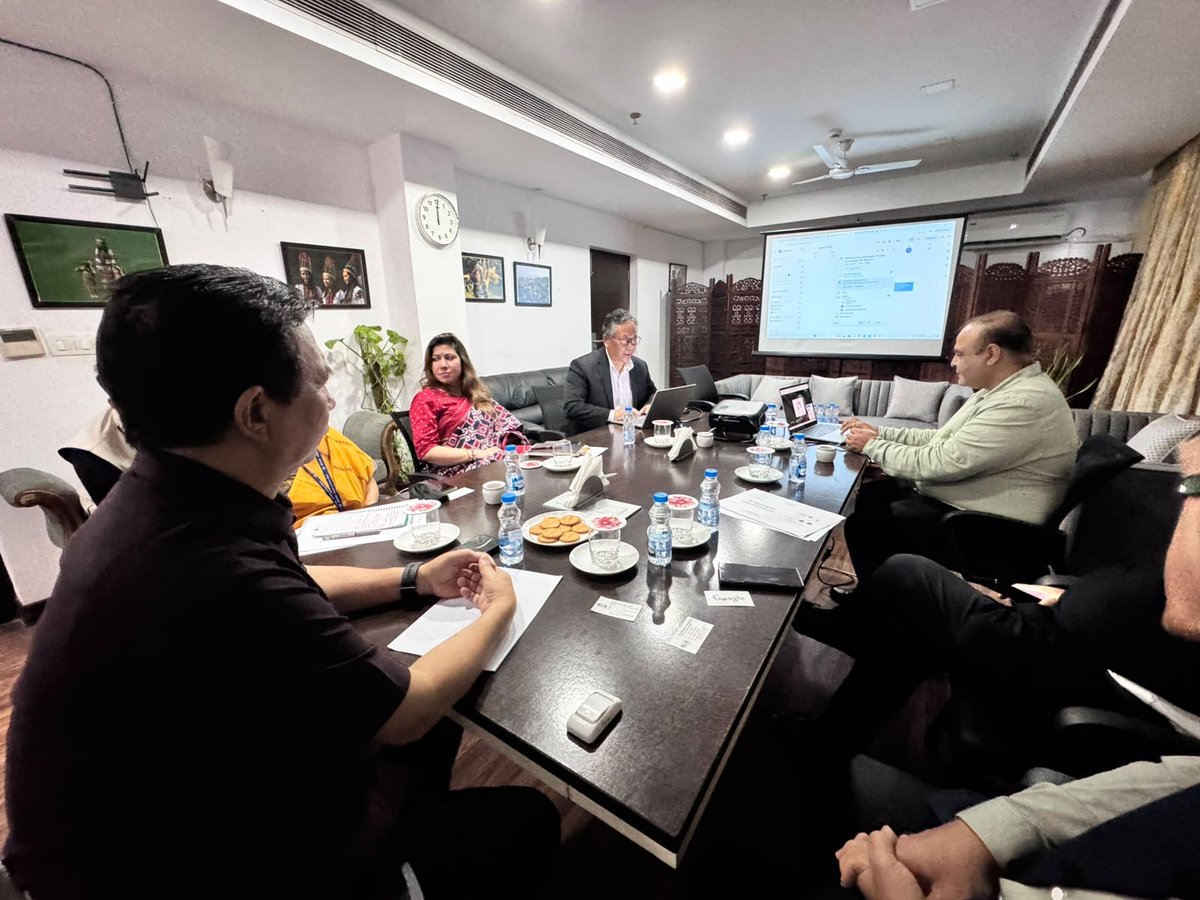CMOMizoram's tweet photo. CM Shri @Lal_Duhoma, today met Dr. Bhaskar Jyoti Sonowal, Global President &amp; CEO of BRICS Entrepreneur Alliance India, at Mizoram House, New Delhi.

The meeting focused on exploring collaboration in AI carbon credits, technology, tourism, environmental conservation and many more https://t.co/H3zu01WLy8