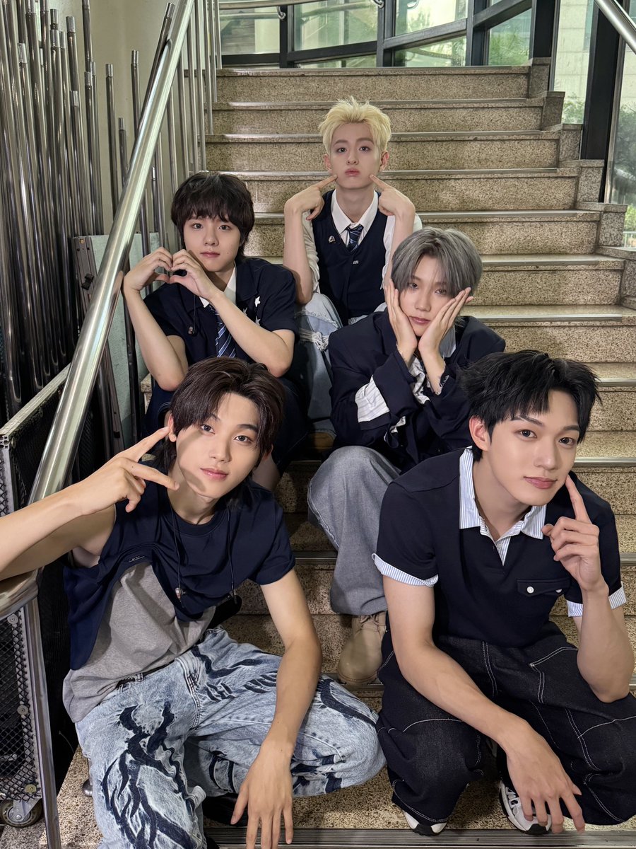 officialTheWind's tweet photo. [📸]

#260807

✔️ The Wind (더윈드) KBS #뮤직뱅크 🎬🩶

#더윈드 #THEWIND #The_Wind
#Second_Wind https://t.co/BXQ5yRuG8c