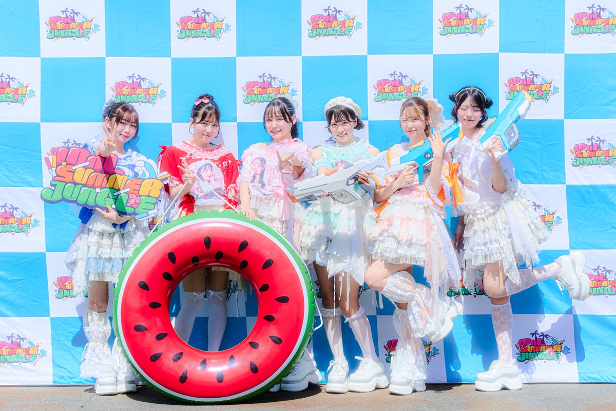 falench_idol's tweet photo. 夏ここに来たり♡

🧡桜井花音(@kanon_falench )
💚泉えりか(@izumi_falench )
🩷桃瀬めぐ(@megu_falench )
❤️柊梨妃果(@hiragi_falench )
💙榎本ひなた(@hinat_falench )
🤍猫宮もも(@momo_falench )

#ふぁれ夏2026 
#ふぁれんち https://t.co/HvuJ8LPHpC