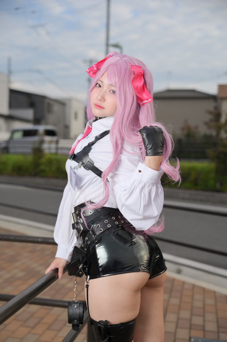 _1mudana_'s tweet photo. NIKKE/ユニ

#NIKKE #NIKKECosplay https://t.co/OzvUKXuH4l