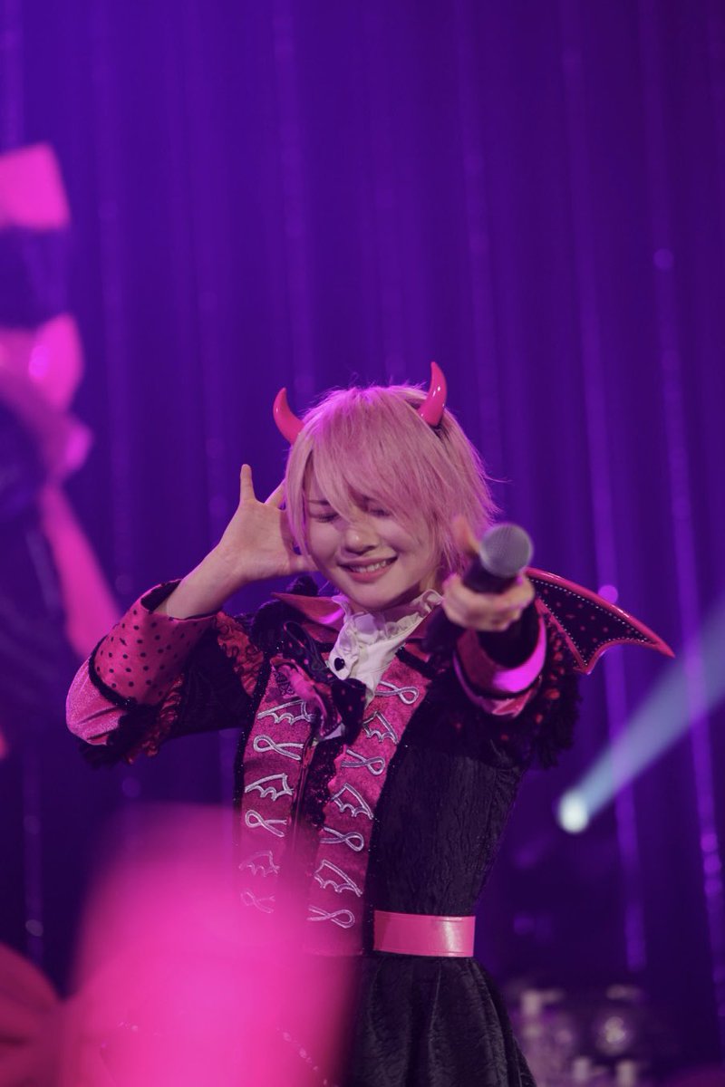upichopi's tweet photo. 新曲新衣装可愛すぎた😈🩷
見返すだけで幸せになれる写真たち
ほんとにだいすき
 #おいしいねこうどん  #なんたらほにほに  #とうふのぱっつん前髪 https://t.co/Hx13DmAjmW