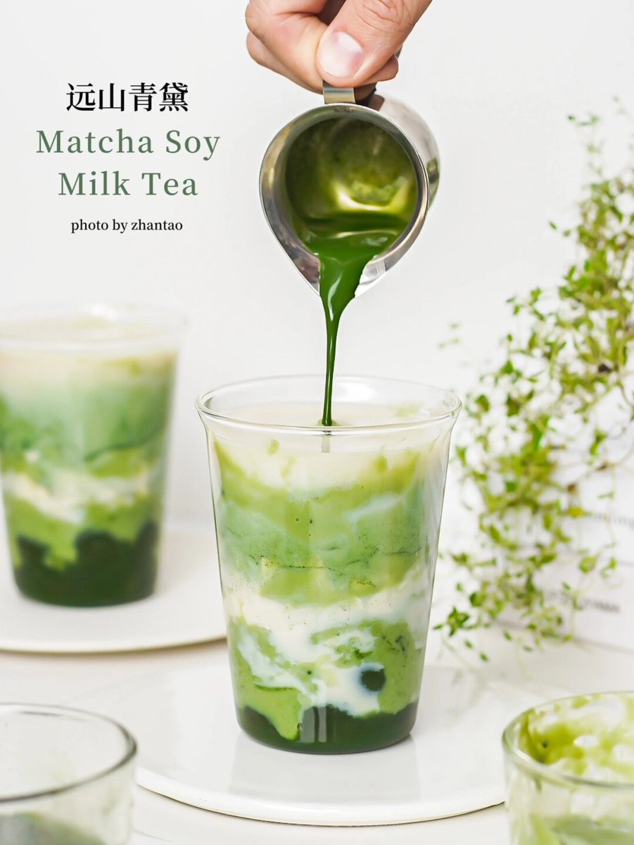 xoxo7l's tweet photo. Just grabbed these crispy matcha rice crackers  Perfect for sharing with my snack buddy tonight—who’s in need of a little snack pick-me-up https://t.co/PRioX52Sfx