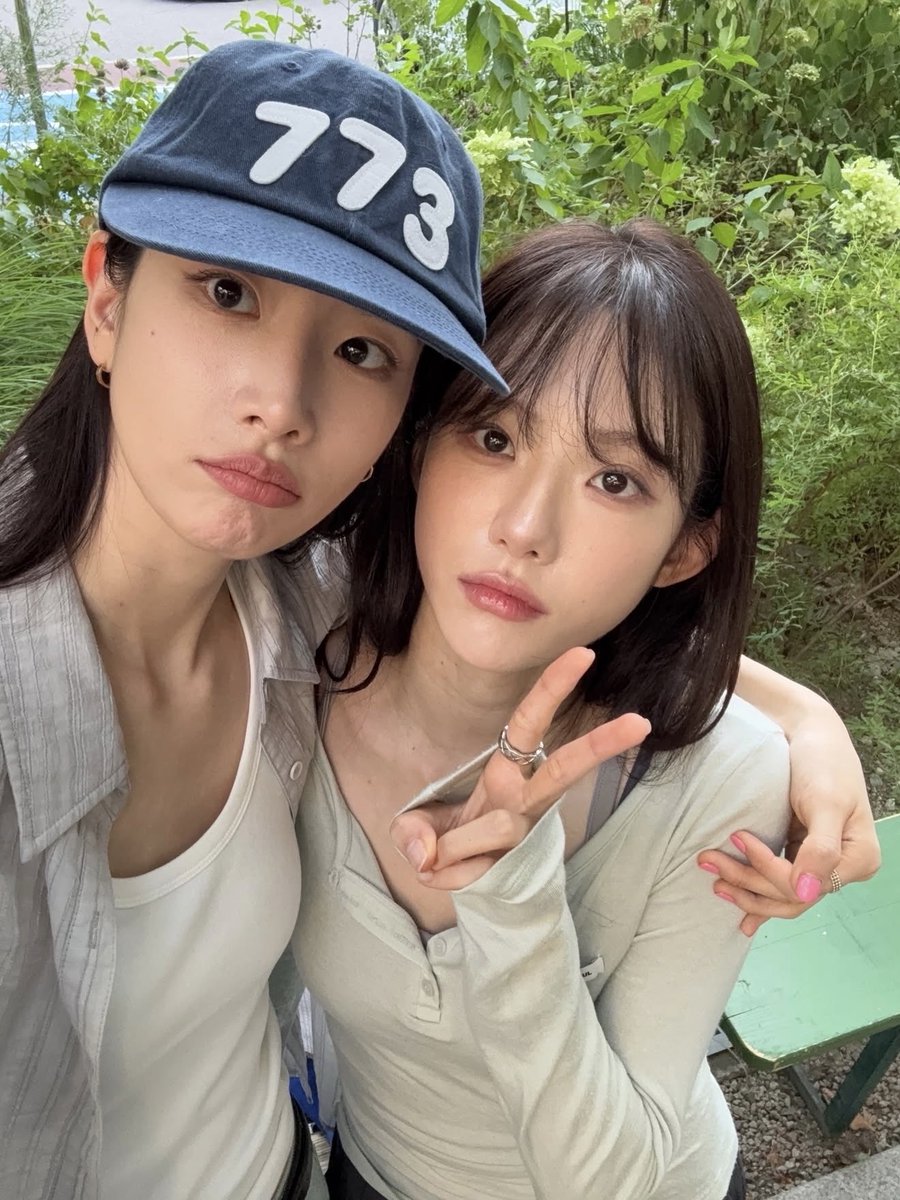 wujuwaves's tweet photo. HELLO. https://t.co/zhJ00xmIoL