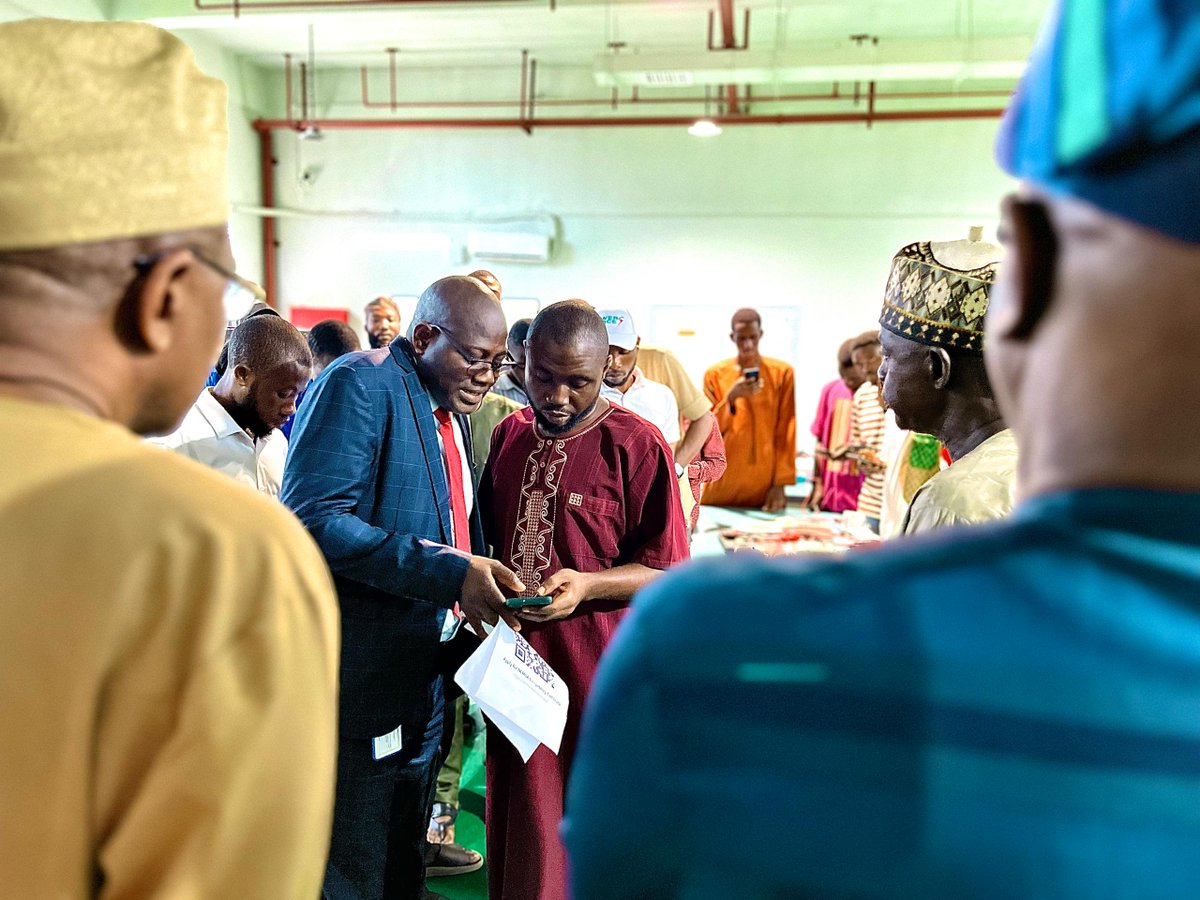 NaptinNigeria's tweet photo. Every time you switch on a light, there's a complex network working behind the scenes to deliver electricity safely and reliably.

#NEMSA #AEDC #NBTE #AfD #NERC #Eu https://t.co/eqSF2HUMsR