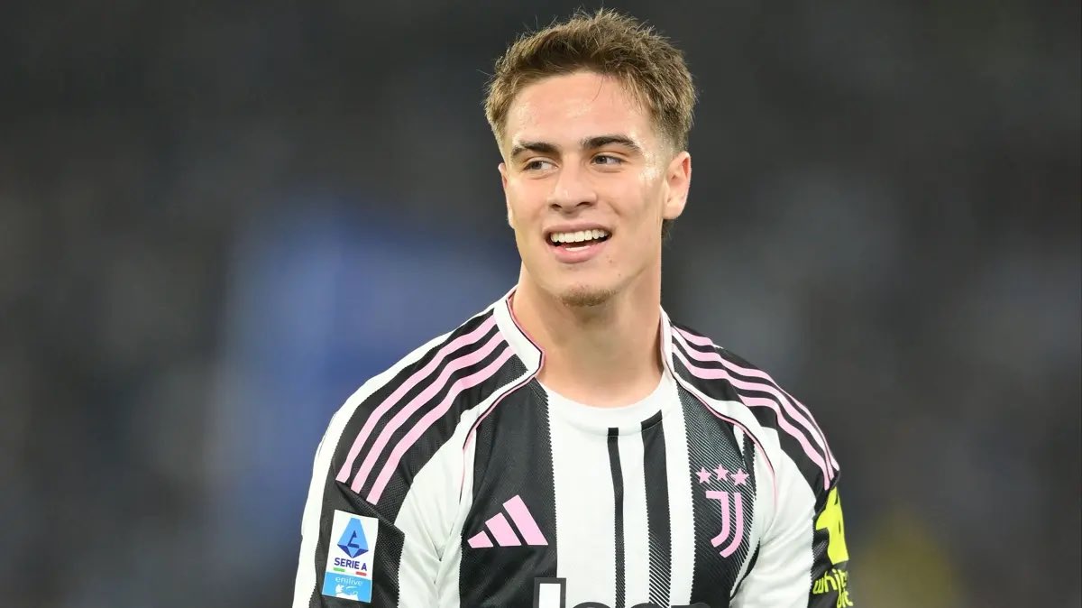DTalkingArsenal's tweet photo. 💣🚨@MatthijsPog: Arsenal are preparing to make a move for Kenan Yildiz. 🇹🇷

A few weeks ago, Juventus responded with a firm message: the player is NOT for sale.

However, Arsenal are expected to submit a substantial offer for the Turkish international in the near future.⏳#AFC https://t.co/9gVrvCq34J